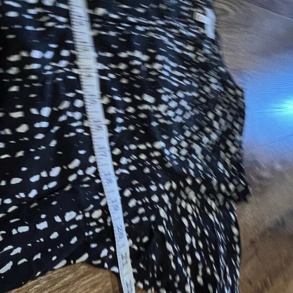 Joie silk black and white blouse size small - Picture 5 of 8